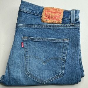 Levis 501 Original Fit Blue Jeans Men’s 36x32 Button Fly Denim Preloved